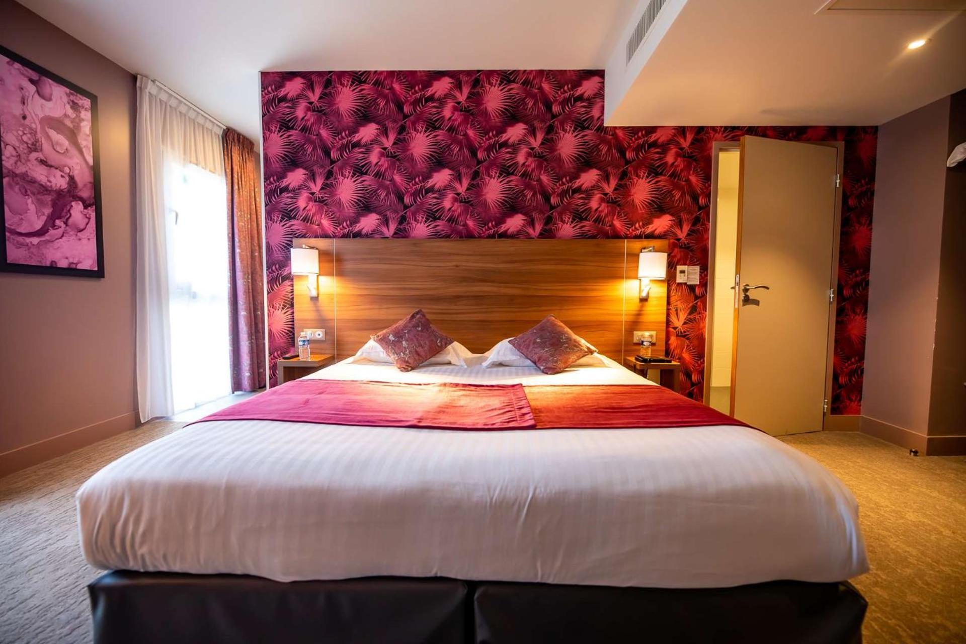 Brit Hotel Eden Spa Honfleur Exterior photo