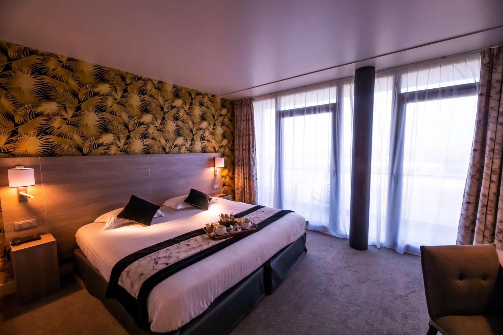 Brit Hotel Eden Spa Honfleur Exterior photo